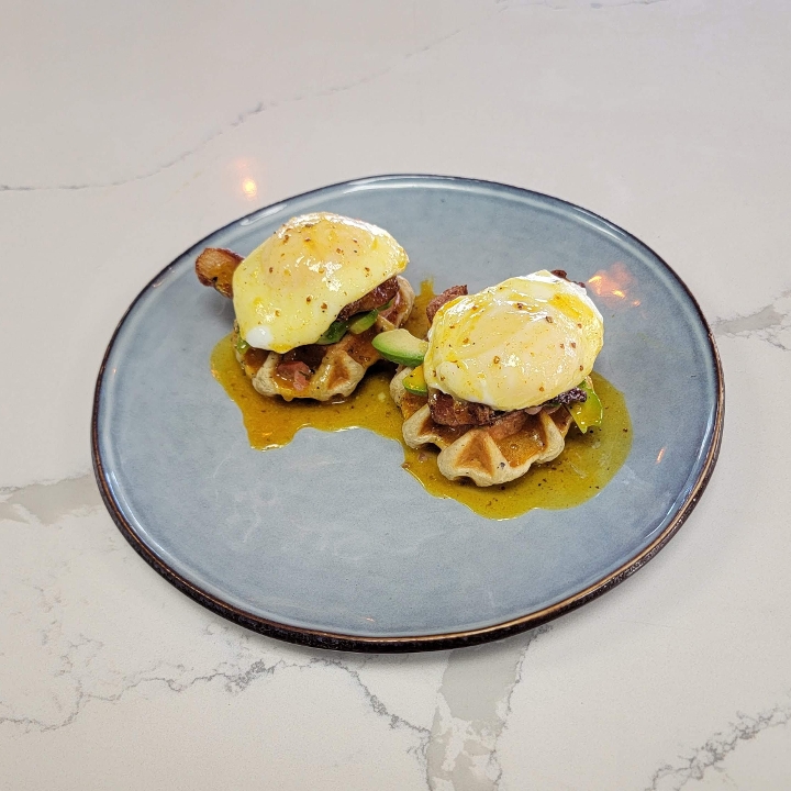 Benny Met a Cali girl